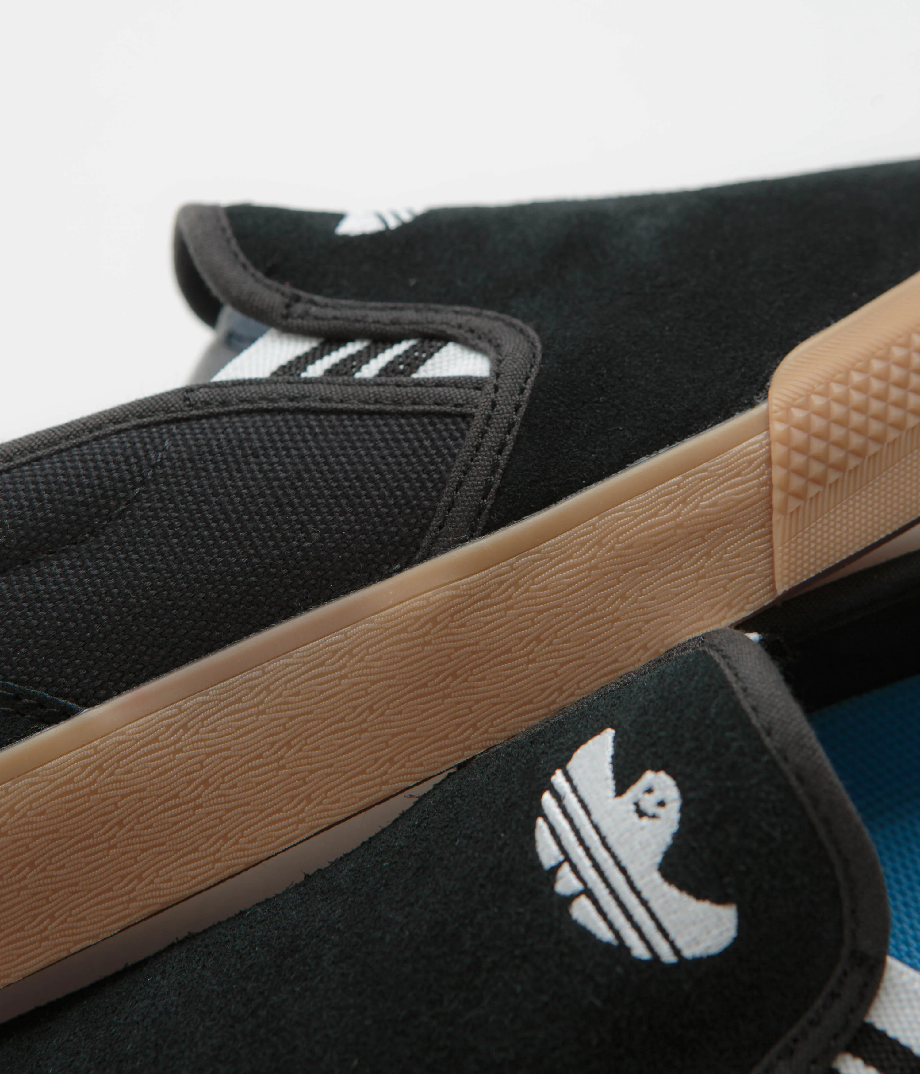 Adidas Shmoofoil Slip Shoes - Core Black / FTWR White / Gum4