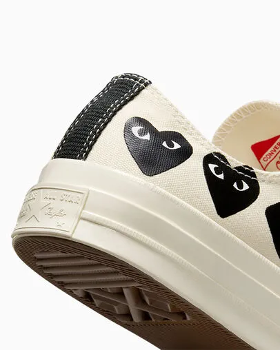 COMME DES GARCONS PLAY X CONVERSE Chuck 70 Multi Heart Low Top