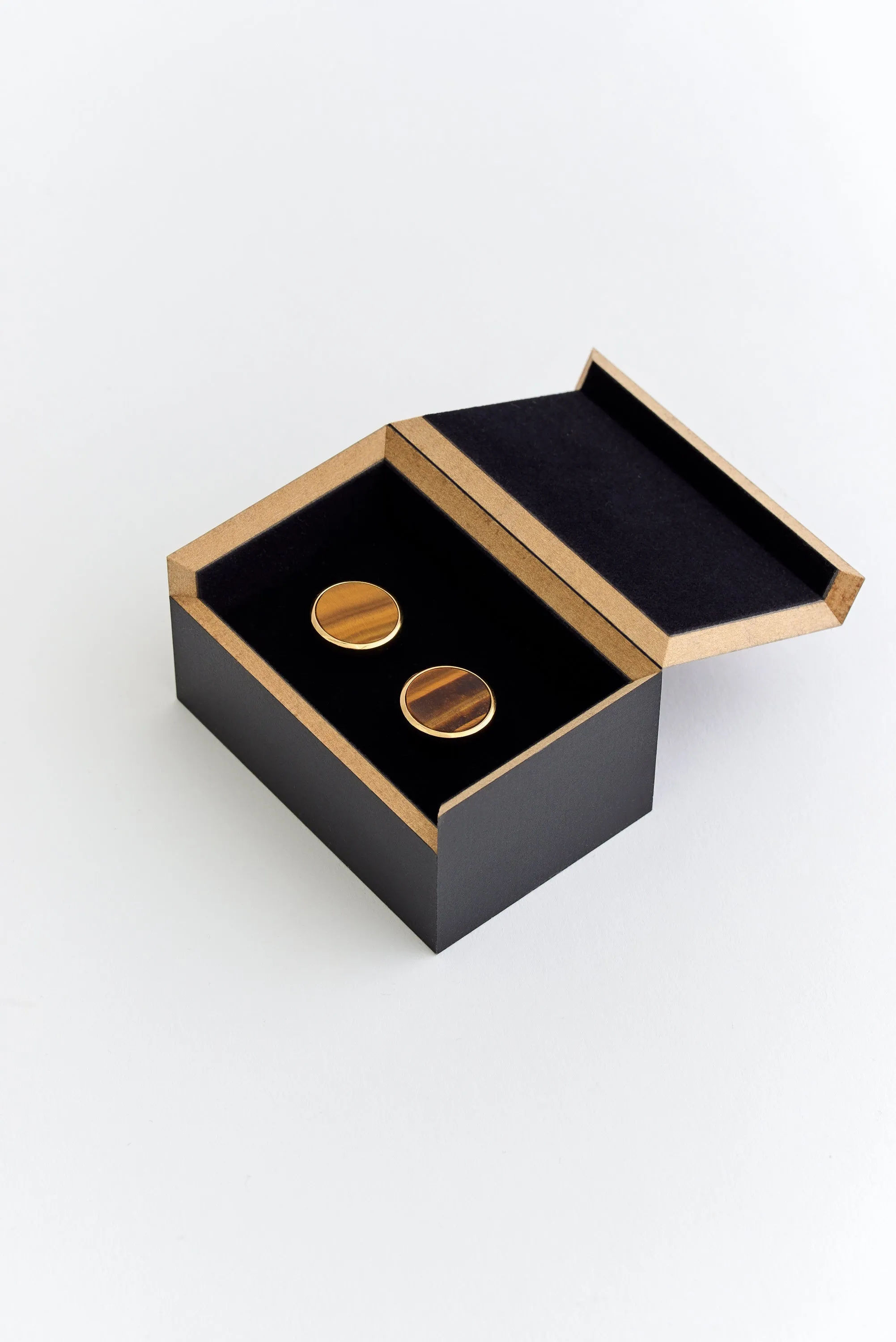 CUFF LINKS
