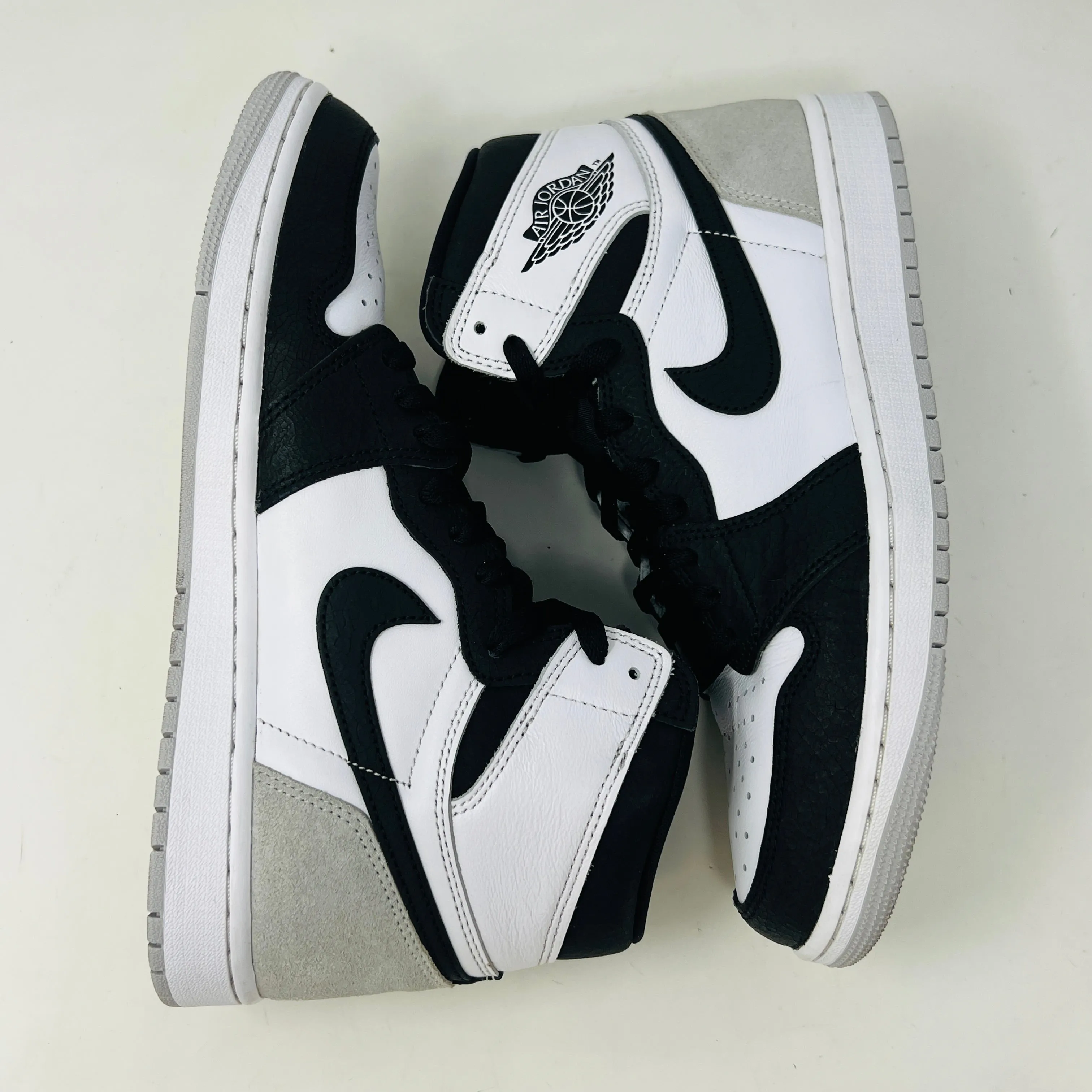 Jordan 1 Retro High OG Bleached Coral