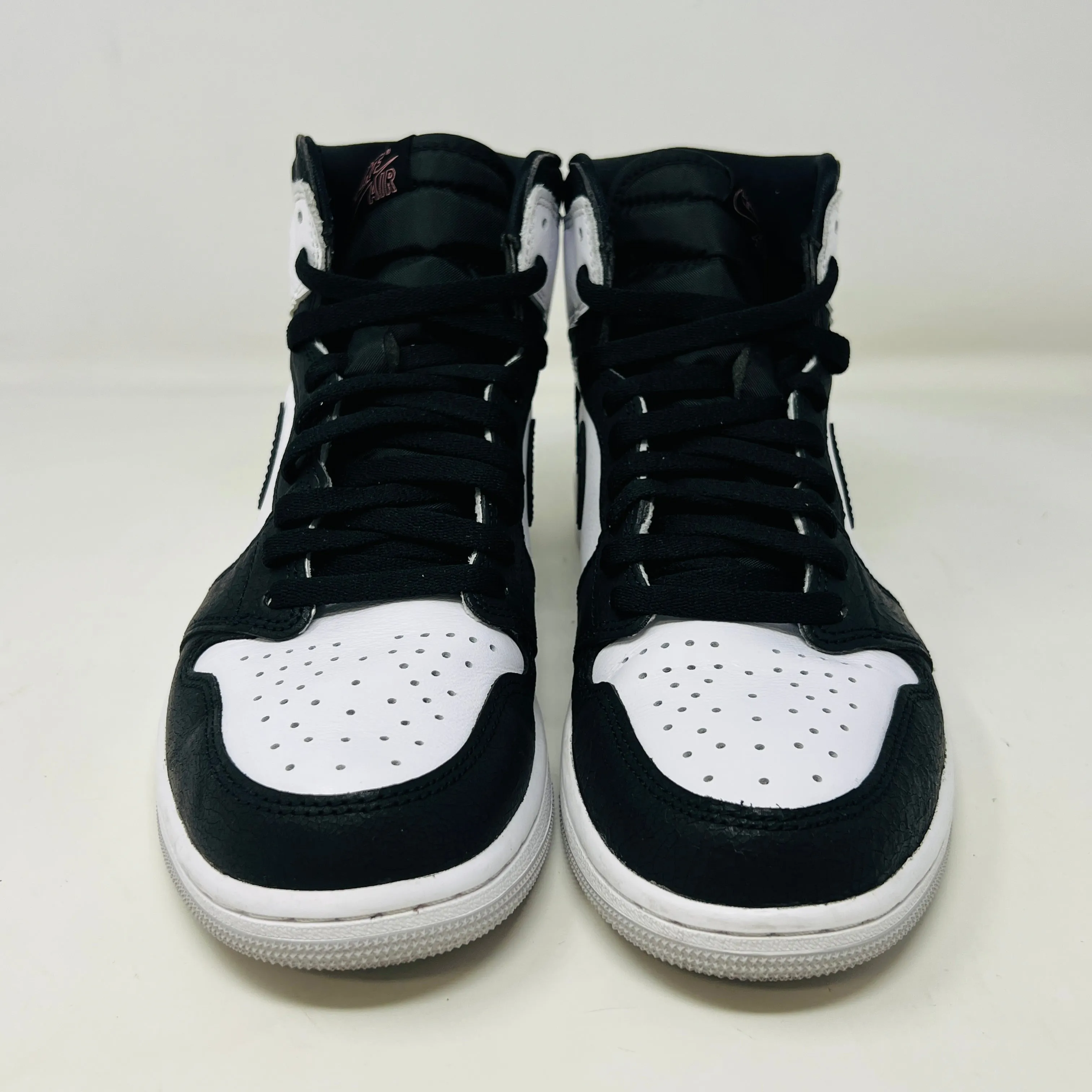 Jordan 1 Retro High OG Bleached Coral