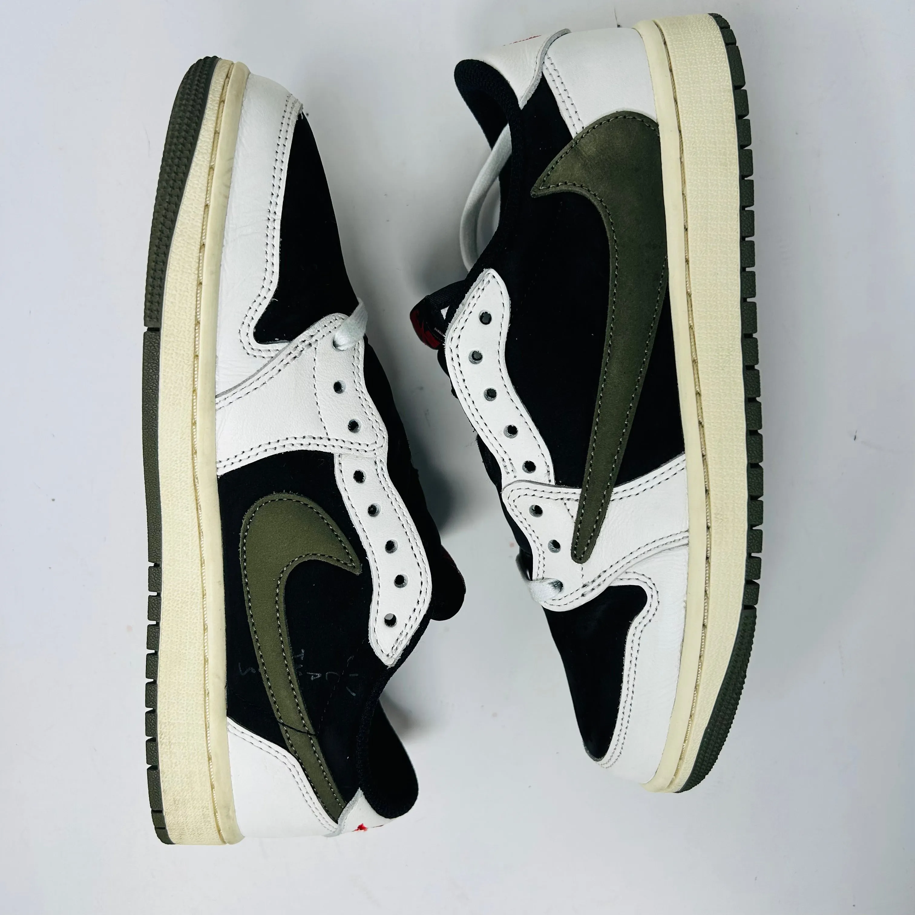 Jordan 1 Retro Low OG SP Travis Scott Olive (Women's)