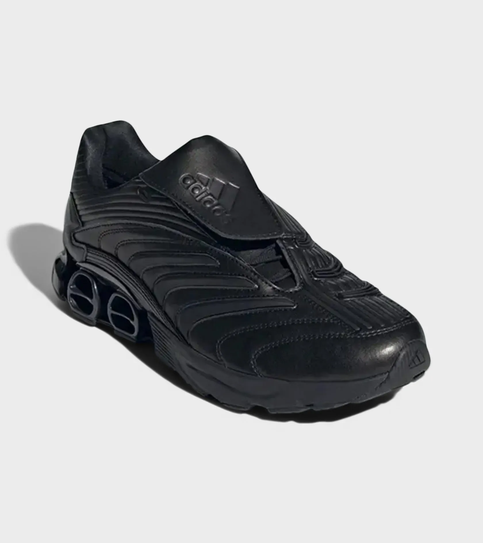 Predator Megaride Core Black