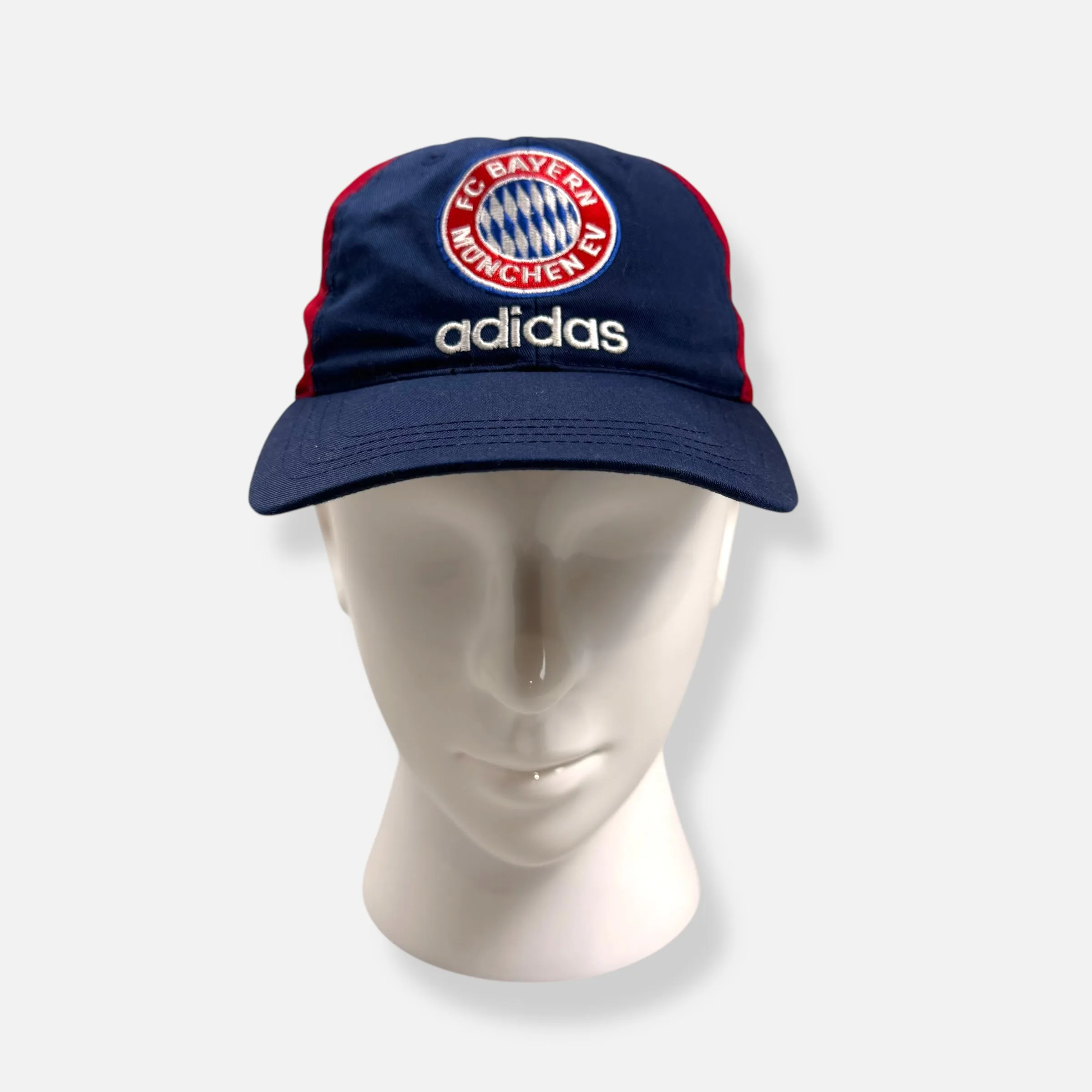 Vintage Adidas Bayern Munich Cap
