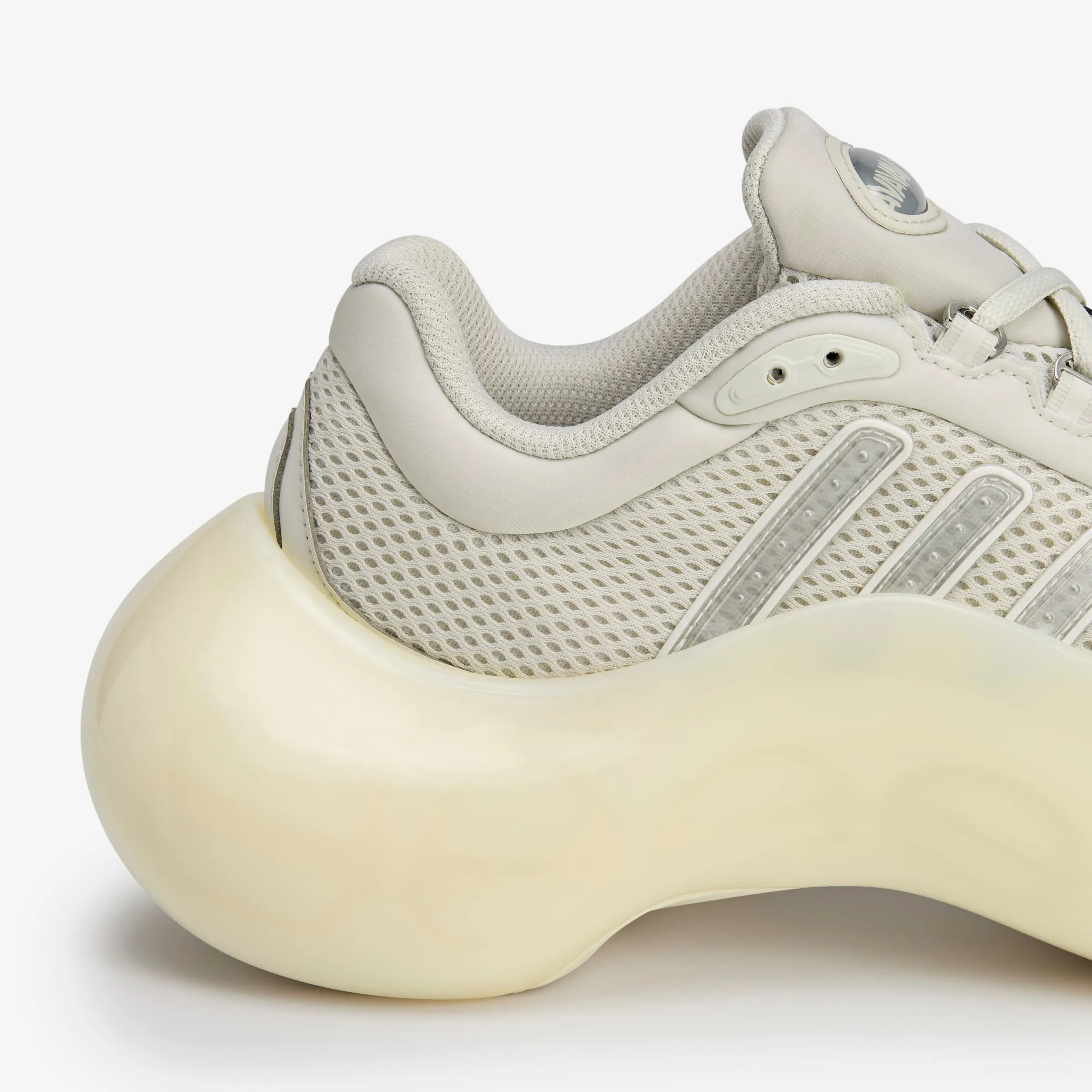 Wmns Megaride Moonrubber x Avavav
