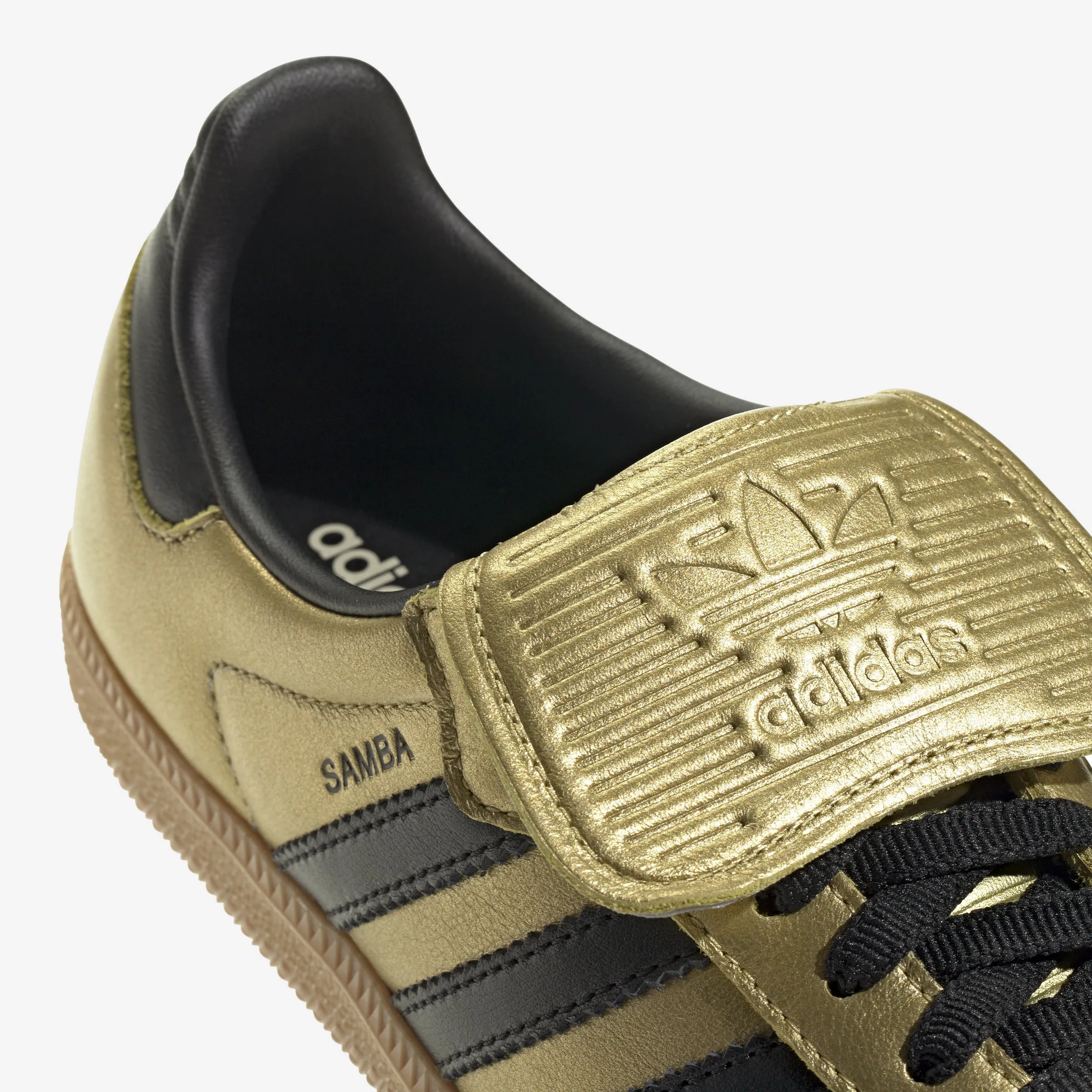 Wmns Samba LT