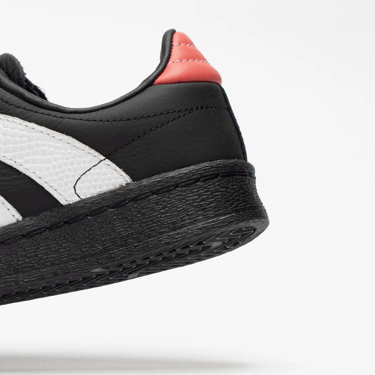 Wmns Superstar