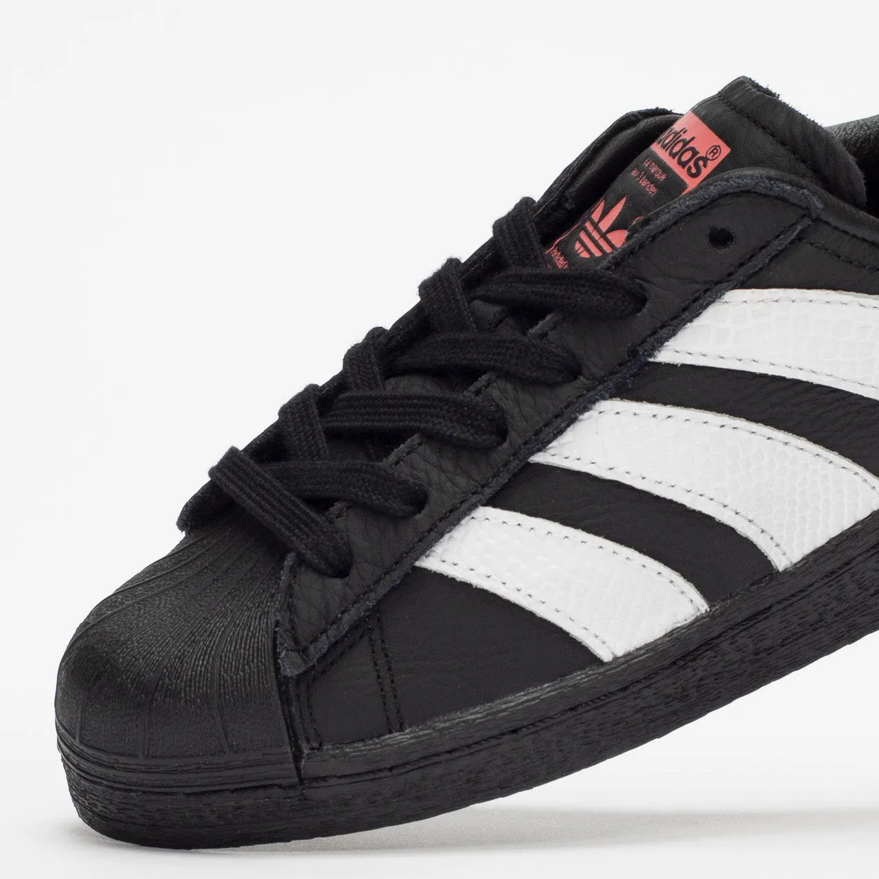 Wmns Superstar