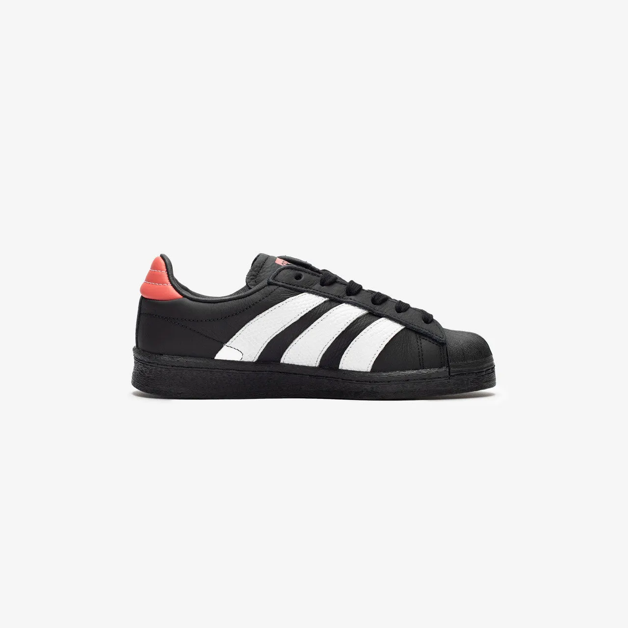 Wmns Superstar