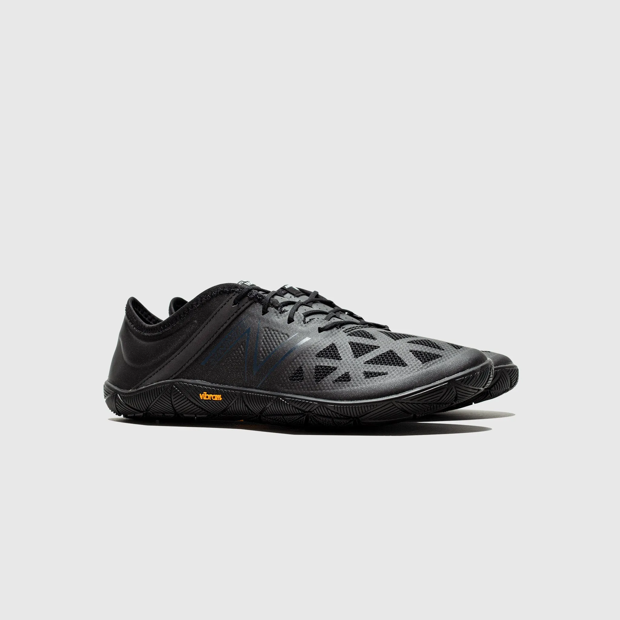 X NEW BALANCE UX200L BLACK